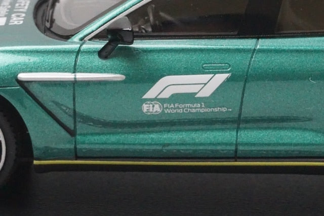 1:43 Spark S5879 Aston Martin DBX Medical Car 2021