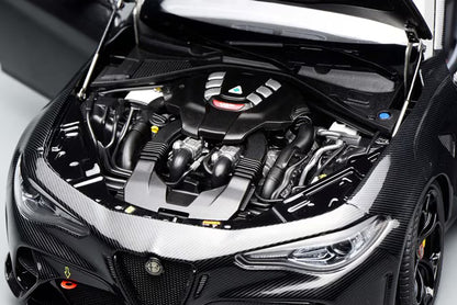 [ Pre-order ] M89013 MOTORHELIX 1:18 Alfa Romeo Giulia GTAm Carbon Fiber