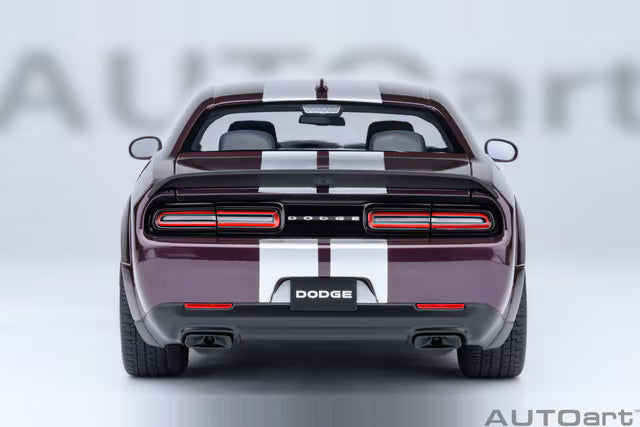 [ Pre-order ] 71762 AUTOart 1:18 Dodge Challenger SRT Jailbreak 2022 (Metallic Purple with Silver Stripes <Hellraisin>)