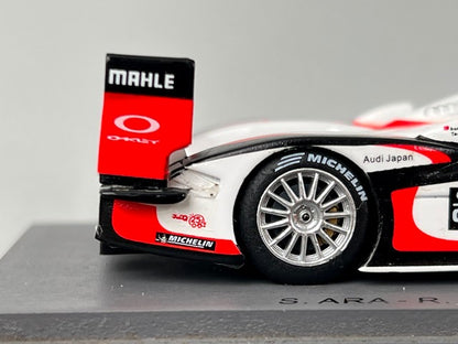 1:43 Spark S0674 Audi R8 Team GOH Le Mans Winner 2004 #5