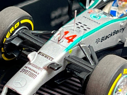 1:43 MINICHAMPS 436140044 Mercedes AMG Petronas F1 Team W05 L. Hamilton 2014 World Champion #44