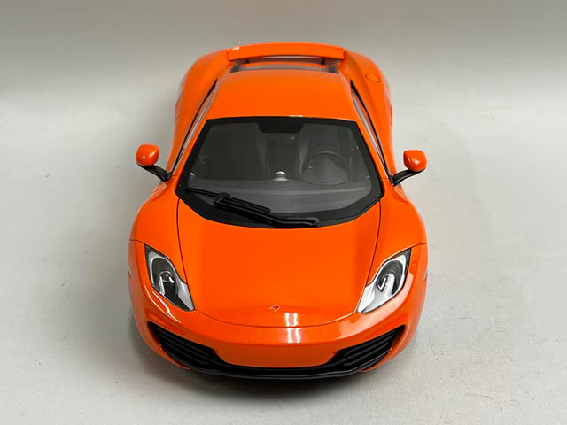 1:18 AUTOart 76006 McLaren 12C Orange