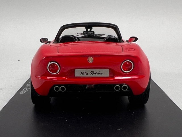 1:43 Spark S0397 Alfa Romeo 8C Spider Prototype 2005 Red