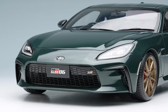 [ Pre-order ] EML187 Make Up EIDOLON 1:18 Toyota GR86 RZ "Ridge Green Limited" 2024 (Ridge Green)