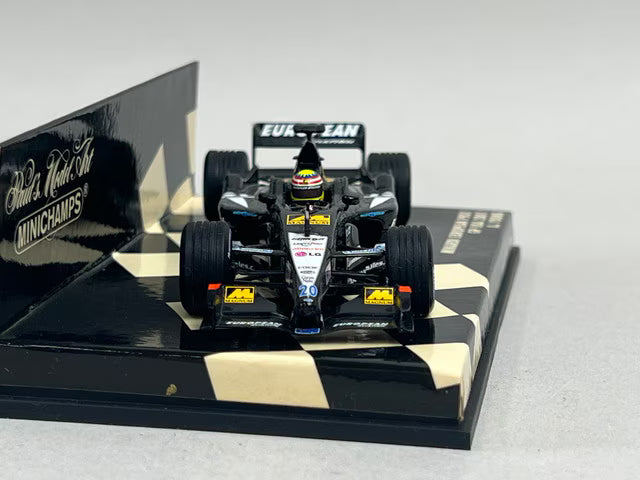 1:43 MINICHAMPS 80420150626 Williams F1 BMW FW24 J.P. Montoya 2002 #6
