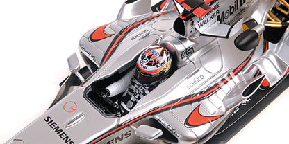 [ Back-order ] MINICHAMPS 530061803 1:18 McLaren MP4/21 Kimi RAEIKKOENEN 2006 model car