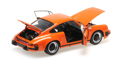 [ Back-order ] MINICHAMPS 100063025 1:18 Porsche 911 Carrera Coupe 3.2 1983 Orange model car