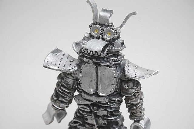 Romando Captain Ultra Magnet Monster Galvan Figure