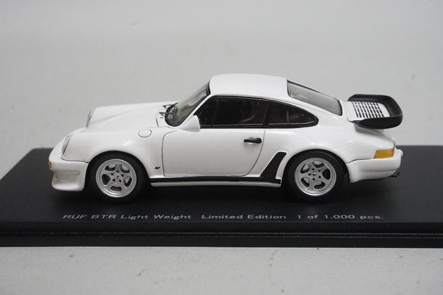 1:43 SPARK RDC003 RUF BTR Lightweight Limited Edition White model car