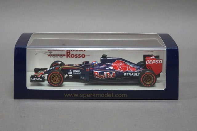 1:43 SPARK S4618 Scuderia Toro Rosso STR10 Malaysia GP 2015 #33 M.Verstappen