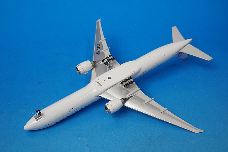1:400 B777-300ER JAL SKY SUITE 777 JA731J 10803 Phoenix airplane model