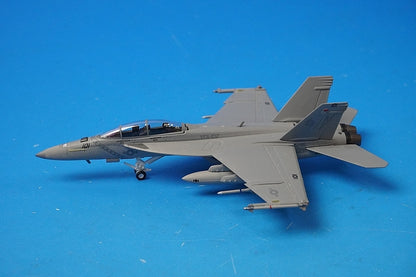 1:200 F/A-18F US Navy 102nd Fighter Attack Squadron Diamondbacks Hogan airplane model