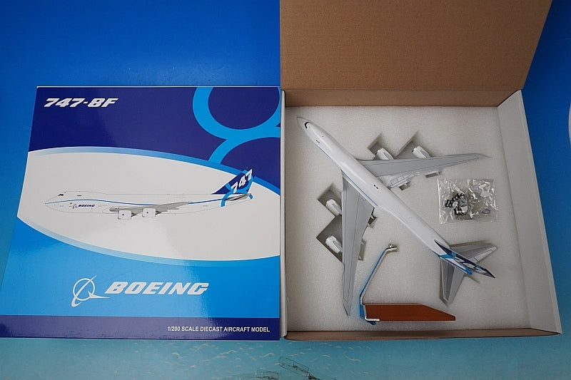 1:200 B747-8F Boeing Freighter House Color N747EX LH2074 JC Wings airplane model
