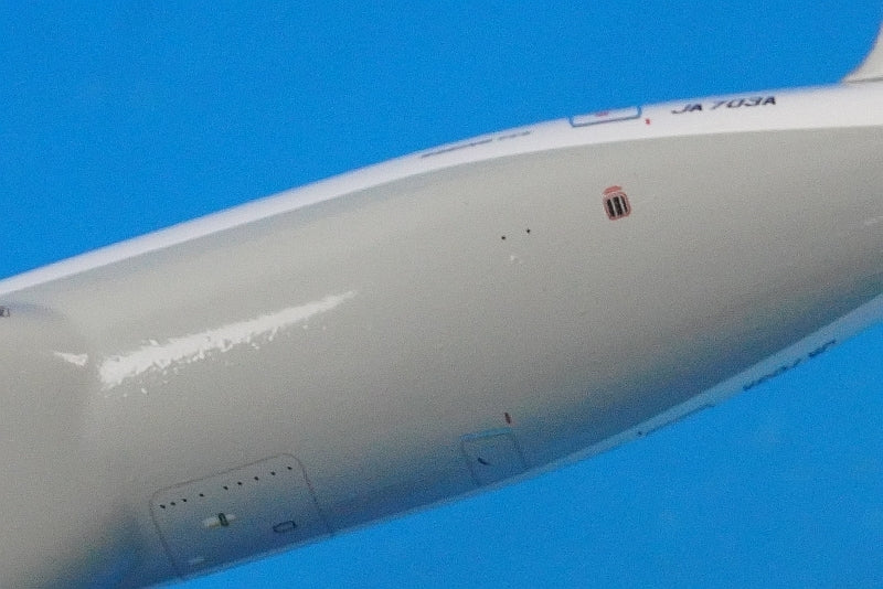 1:400 B777-200 ANA JA703A NH40023 ANA airplane model