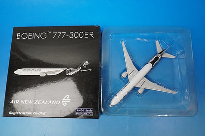 1:400 B777-300ER New Zealand ZK-OKR 10959 Phoenix airplane model