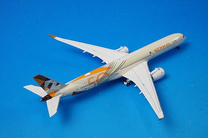1:400 A350-1000XWB Etihad Year of the 50th A6-XWB XX4496 JC Wings airplane model