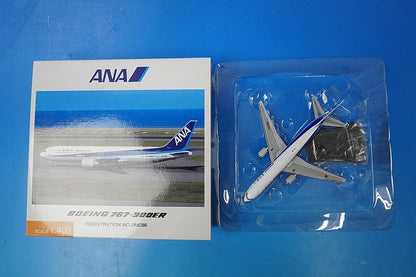 1:400 B767-300ER ANA JA8286 NH40041 ANA airplane model