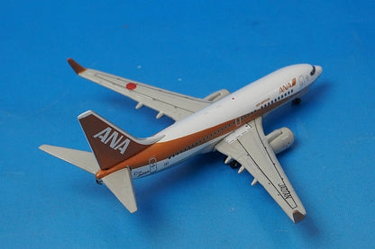 1:400 B737-781 ANA Gold Jet JA01AN 10093 Phoenix airplane model
