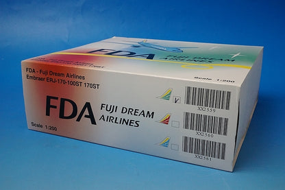 1:200 Embraer ERJ-170-100ST 170ST FDA Fuji Dream Airlines No. 4 Green JA04FJ XX2559 JC Wings airplane model