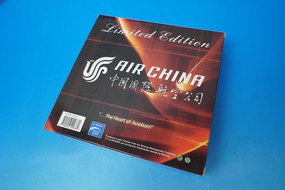 1:400 B777-200 Air China Red Phoenix B-2060 10978 Phoenix airplane model