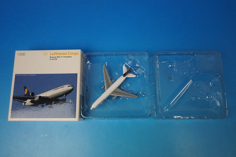 1:500 MD-11F Lufthansa Cargo D-ALCB 503570 Herpa Airplane model