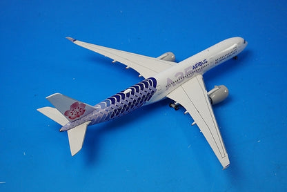 1:400 A350-900 China CARBON LIVERY B-18918 XX4032 JC Wings airplane model