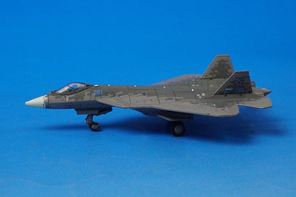 1:200 Sukhoi T-50 Su-57 prototype pixel camouflage 570732 Herpa