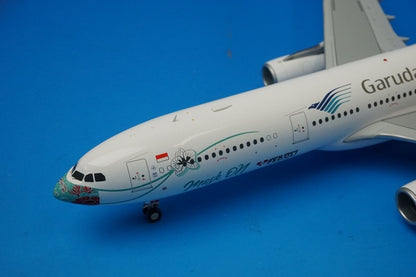 1:200 A330-300 Garuda Indonesia Mask On PK-GHC LH2270 JC Wings airplane model