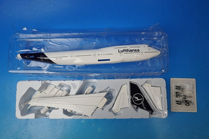 1:200 B747-400 Lufthansa Kiel D-ABVM LW200DLH009 LIMOX airplane model