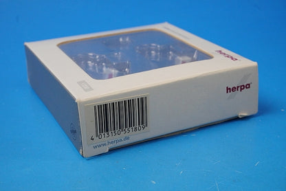 1:200 Airport Diorama Accessories Boarding Ramp (60's Style) Set of 2 *Medium size aircraft Red 551809 Herpa