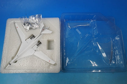 1:200 Tu-160 Blackjack Soviet Air Force 184th SSR Heavy Bombardment Regiment Pulirki Base #33 558785 Herpa airplane model