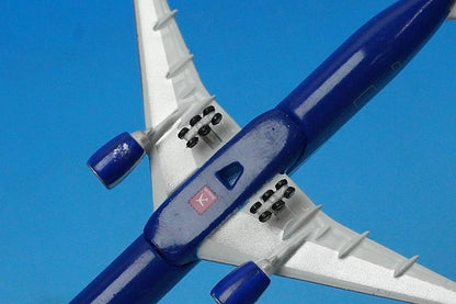 1:1000 B777-300ER Boeing House Color *No registration number Hogan