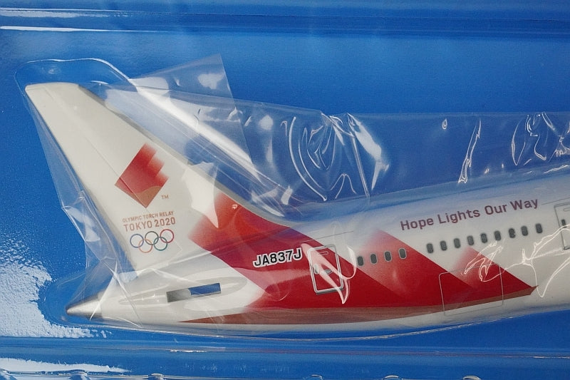 1:200 B787-8 Tokyo Olympic torch transport aircraft JA837J BJQ2038 JALUX