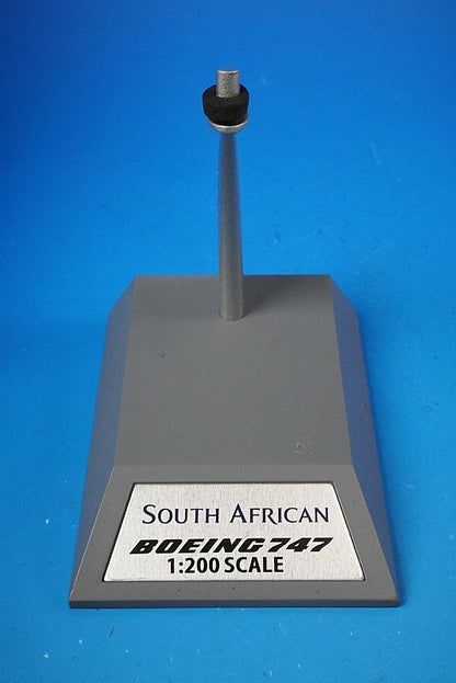 1:200 B747-200 South African ZS-SAL JF-747-2-016 JFox Models airplane model