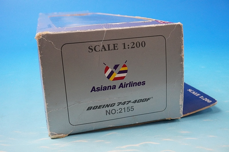 1:200 B747-400F Asiana Cargo HL7420 2155 Hogan airplane model