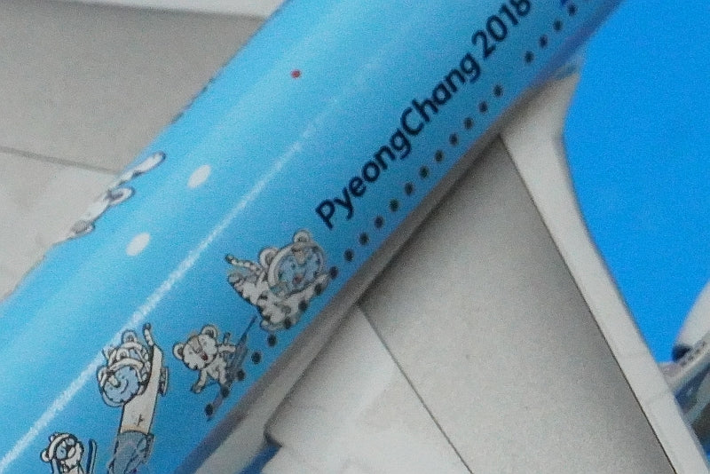 1:400 A330-200 Korean Air PyeongChang Olympics 2018 HL8227 EW4332001 JC Wings airplane model