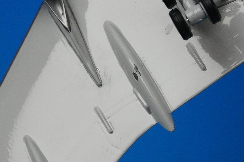 1:200 B777-300ER Cathay Pacific Oneworld B-KQN WB-777-3-015 JFox Models  airplane model