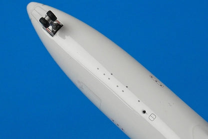 1:400 A350-900 China Eastern B-304D 11496 Phoenix airplane model