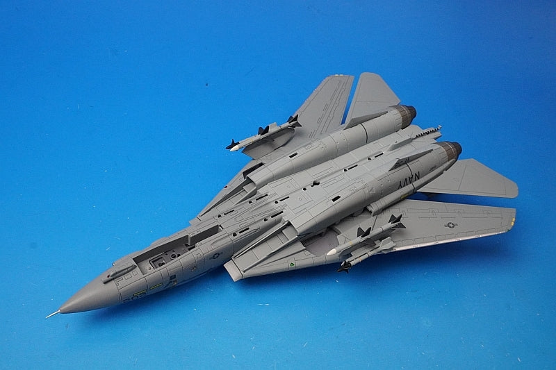 1:72 F-14A USN Swordsmen AC202 aboard the aircraft carrier USS John F. Kennedy #159437 HA5206 Hobby master