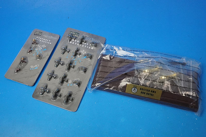 1:700 WW.II Royal Navy Aircraft Carrier Ark Royal Full Hull Specification WS55714 Waltersons
