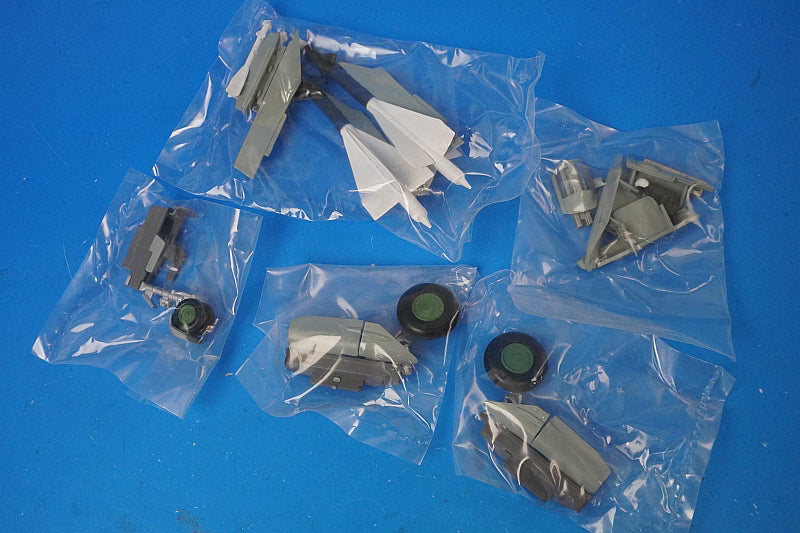 1:72 MiG-25PDS Soviet Air Defense Forces 146th Guards Fighter Aviation Regiment Vasilykiyv Air Base #59 HA5604 Hobby Master airplane model