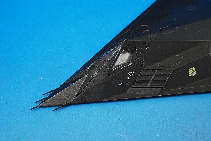 1:72 F-117A Nighthawk, USAF 37th Tactical Fighter Wing, 415th Tactical Fighter Squadron, Gulf War era, #81-0796 HA5801 Hobby Master airplane model