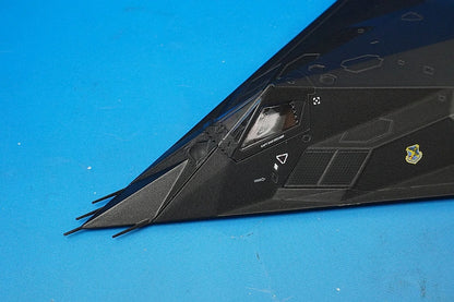 1:72 F-117A Nighthawk, USAF 37th Tactical Fighter Wing, 415th Tactical Fighter Squadron, Gulf War era, #81-0796 HA5801 Hobby Master airplane model