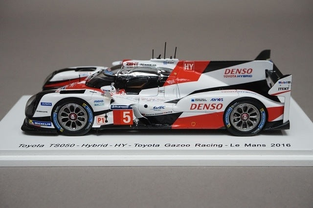 1:43 SPARK S5102 Toyota TS050 Hybrid HY #5 Toyota Gazoo Racing LM 2016