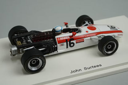 1:43 Spark ROMU029 Honda RA301 French GP 2nd 1968 #16 J. Surtees model car