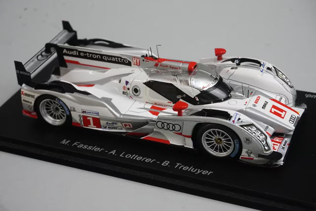 1:43 SPARK 43LM12 Audi R18 E-tron quattro Audi Sport Team Joest Le Mans Winner 2012 #1