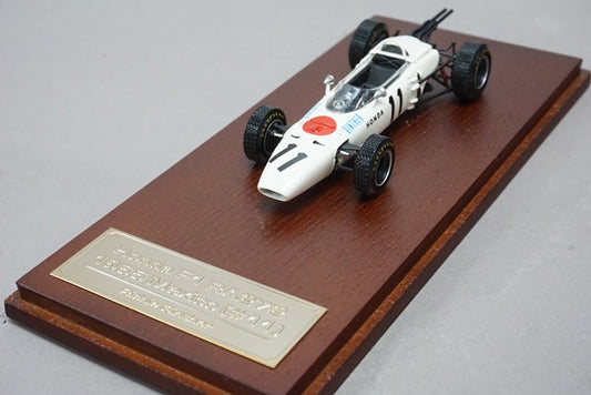 1:43 HPI 8300 Honda F1 RA272 1965 Mexico #11 Richie Ginther