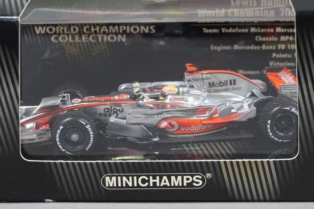 1:43 MINICHAMPS 530084332 Vodafone McLaren Mercedes MP4-23 2008 World Champion #22 L.Hamilton