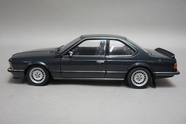 1:18 AUTOart 76122 Mercedes Benz 190E 2.3 16V Blue Black Metallic