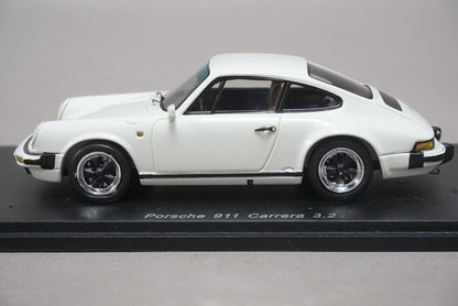 1:43 SPARK MAP02002911 Porsche 911 Carrera 3.2 White